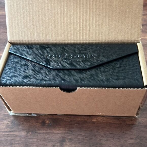 Prive Revaux The Lexi Blue Polarized Sunglasses-OS - Picture 4 of 12